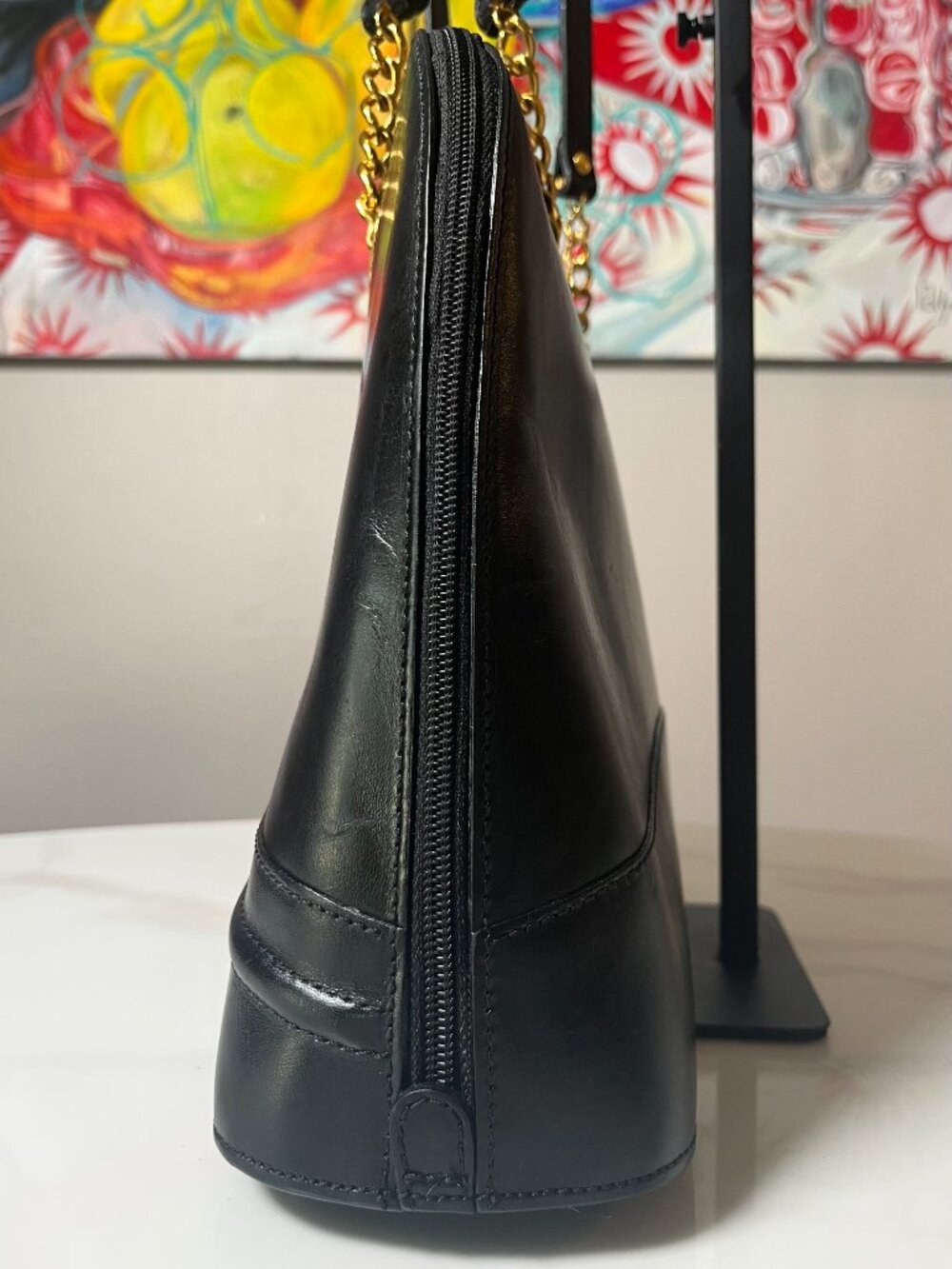 Bally Black Leather Dome Gold Chain Vintage Shoulder Bag - Picture 4 of 13